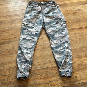 Abercrombie kids camo pants